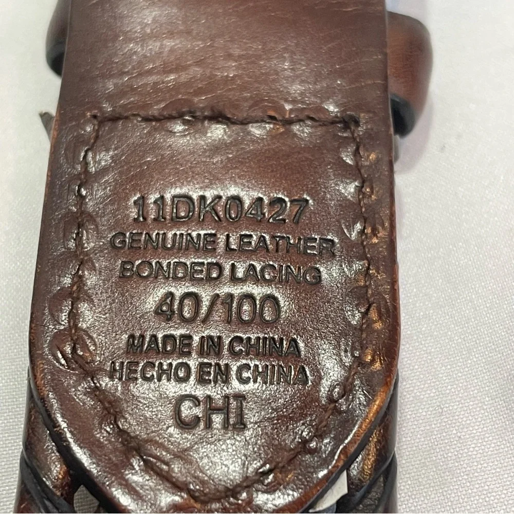 Men's Brown Leather Belt bonded lacing. Size 40. Used some wear noted in pics.